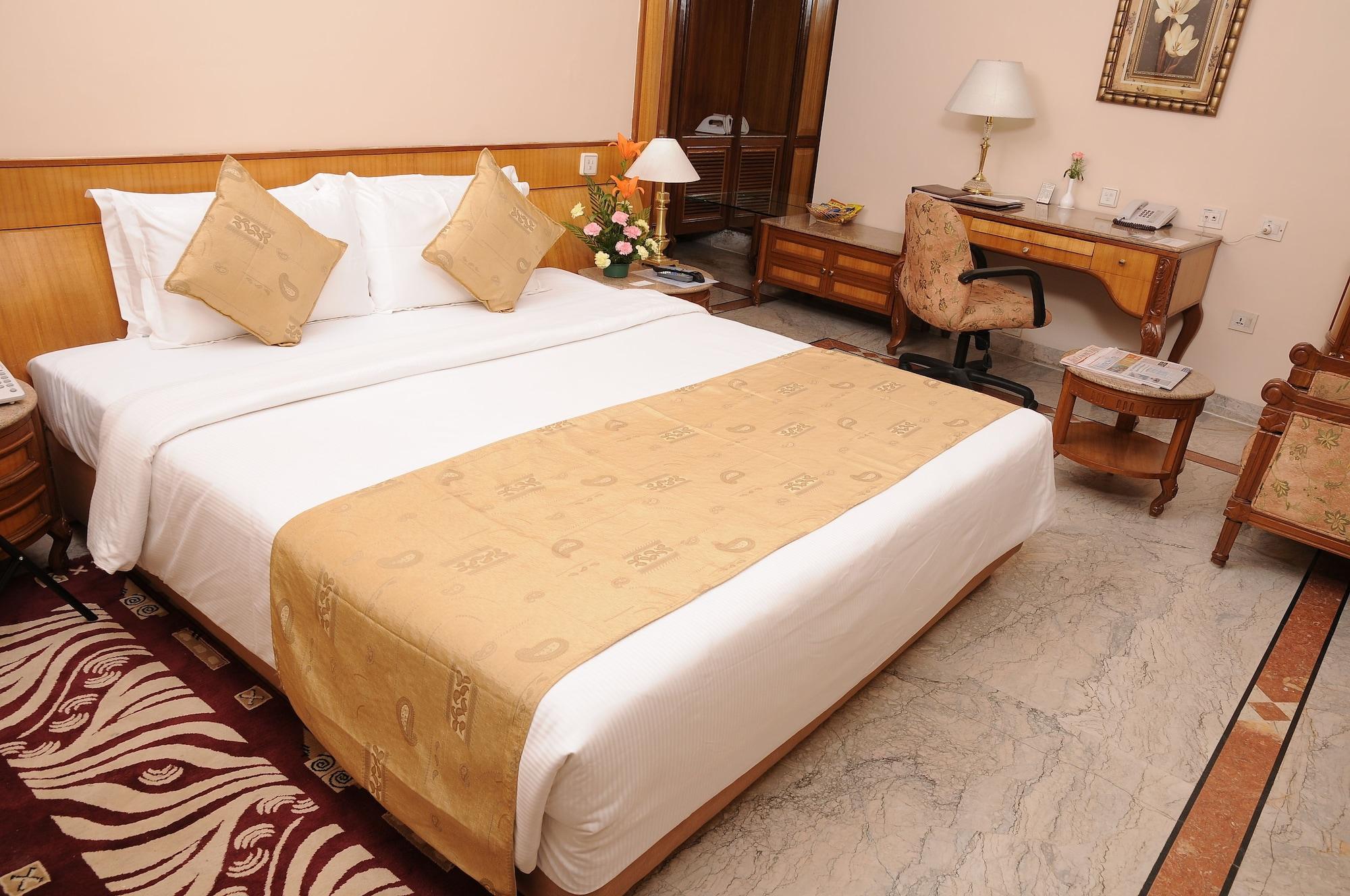 Raj Park Hotel Ченнаї Екстер'єр фото