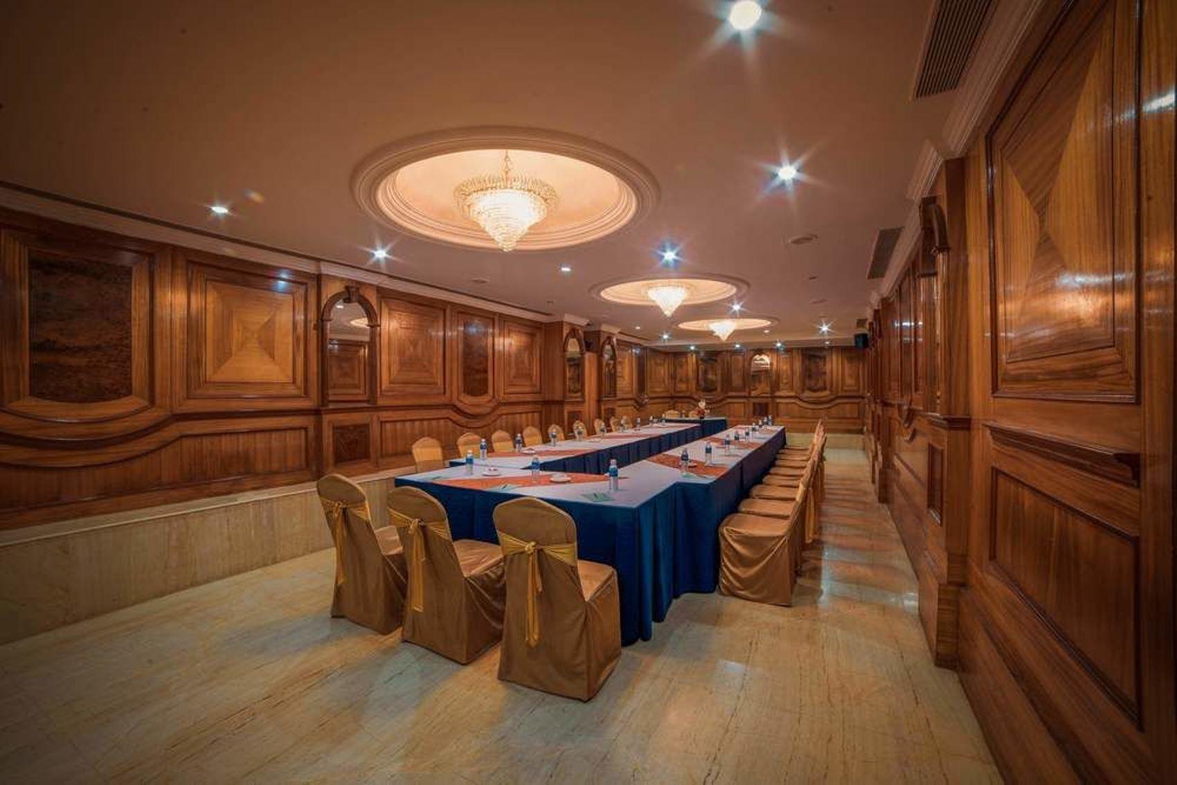 Raj Park Hotel Ченнаї Екстер'єр фото