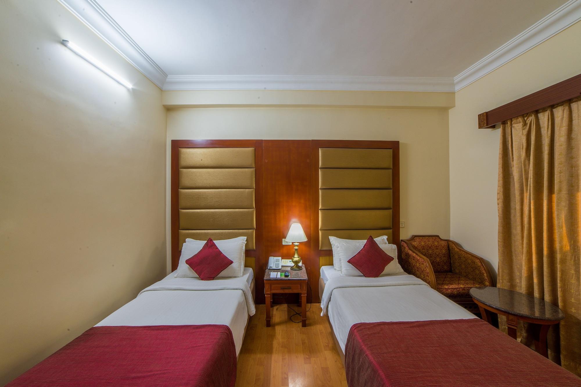 Raj Park Hotel Ченнаї Екстер'єр фото