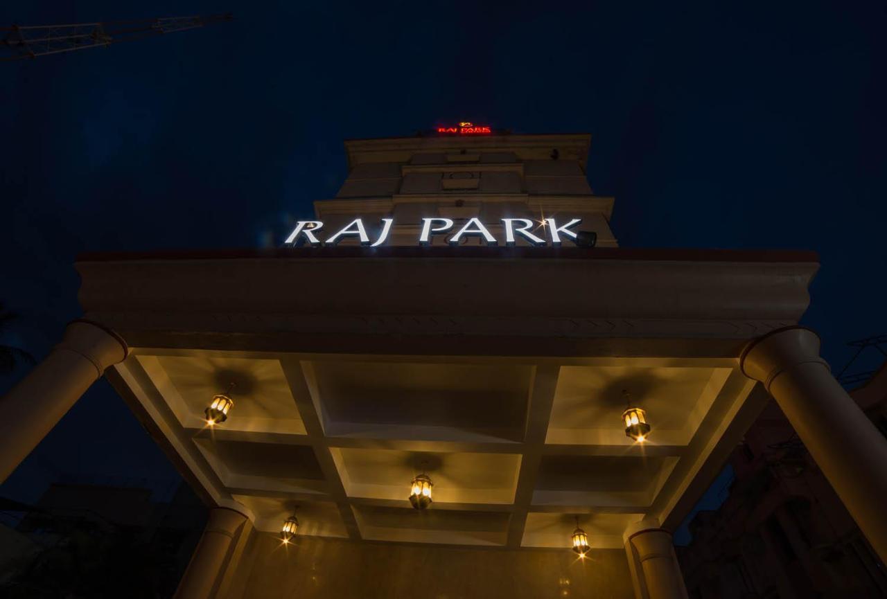 Raj Park Hotel Ченнаї Екстер'єр фото