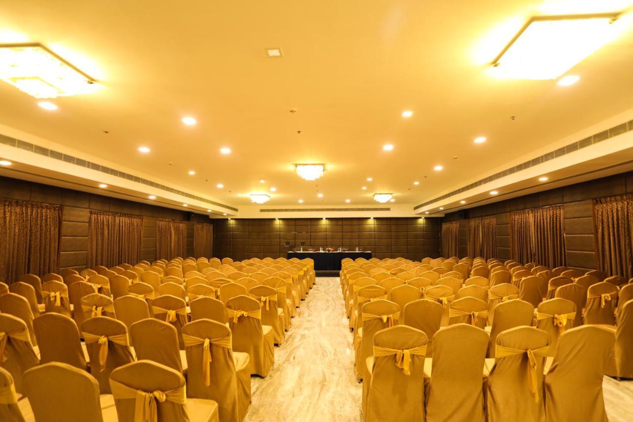 Raj Park Hotel Ченнаї Екстер'єр фото